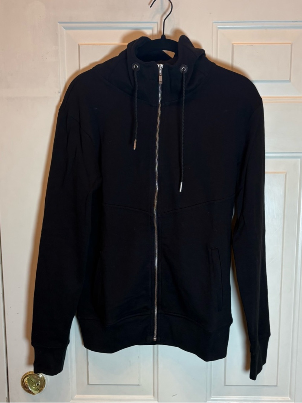 Zara Men's Black Full-Zip Hooded Sweater